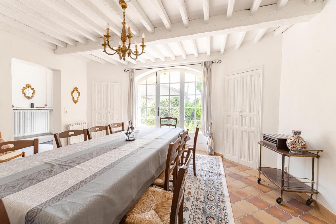 Maison De Maitre 230M² En Plein Coeur Du Village Camps-la-Source Exteriör bild