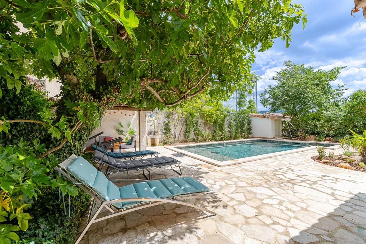 Maison De Maitre 230M² En Plein Coeur Du Village Camps-la-Source Exteriör bild